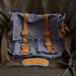 Vintage messenger bag